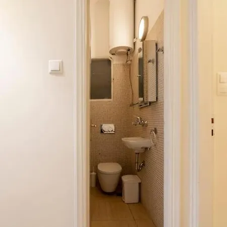 Apartment A-03. Next 2 Metro & Central Clinic. Renovated 2019! Athens