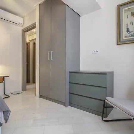 The Urban Utopia At Glyfada Apartment