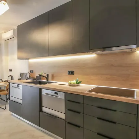 The Urban Utopia At Glyfada Apartment