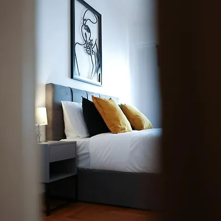 Syntagma Square, 70sqm Pentelis Sunny *