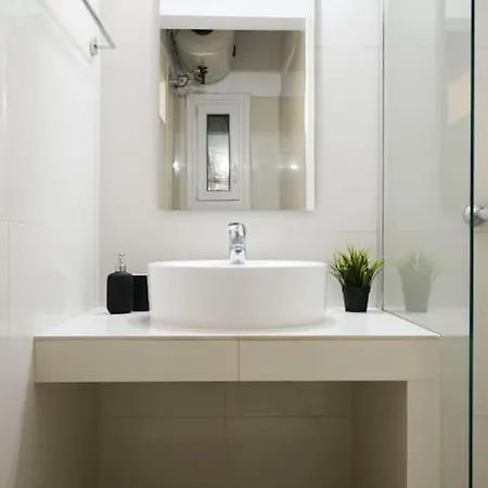 Syntagma Square, 70sqm Pentelis Sunny Athens