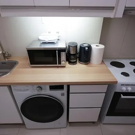 Syntagma Square, 70sqm Pentelis Sunny Apartment Athens