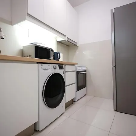 Syntagma Square, 70sqm Pentelis Sunny Apartment Athens