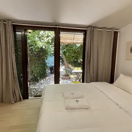 Gtrip Voula Garden Delight - 5097 Appartamento *
