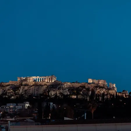 Apartment Parthenon Portrait *