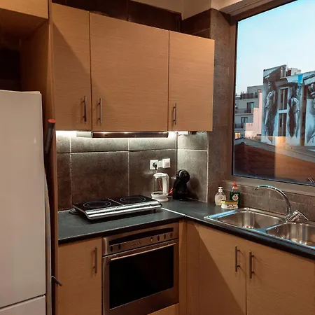 Parthenon Portrait Apartment