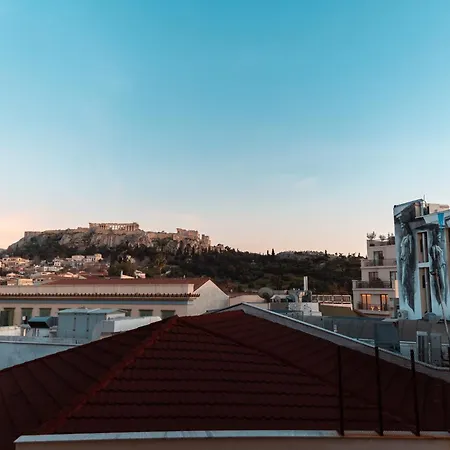 Apartment Parthenon Portrait *