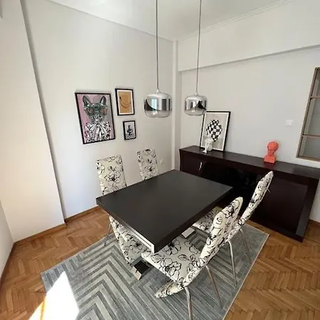 Apartment Debonair 1 Bedroom Premium Haven In *
