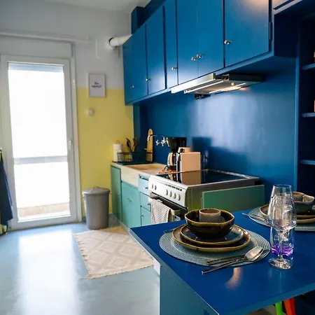 Bluexenia 1 Bedroom Retro Luxury Διαμέρισμα *