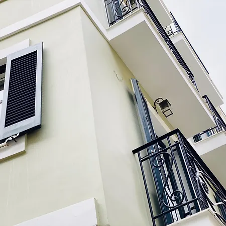 Luxury In Historical Center, Syntagma-plaka Apartment *
