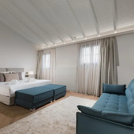The Aiolou & Hotel 4*