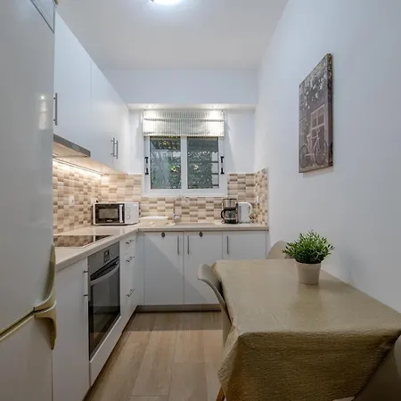 Διαμέρισμα Kallithea Gardenspot