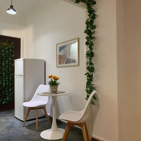 Apartment Charming House In Athens
