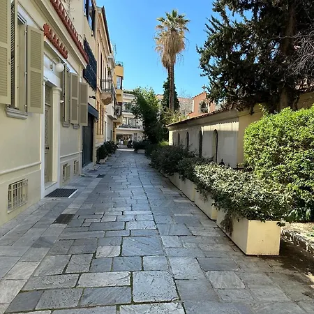 House In Plaka Apartment