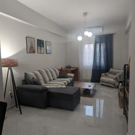 Luxury & Spacious In Αθήνα