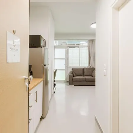 Apartament Snug With Pvt Garden Access I