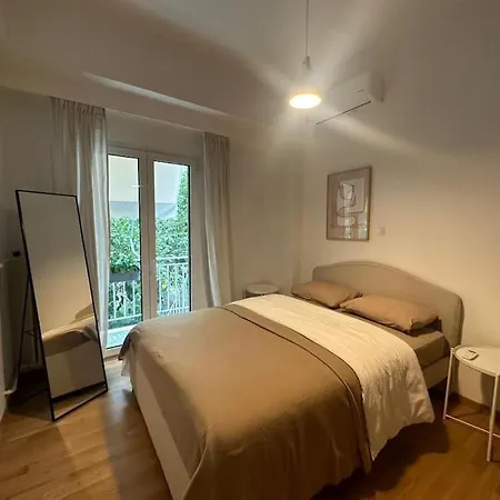 Spacious Stulish 2 Bd Flat Αθήνα