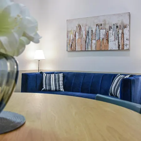 Coral Cove Apartment