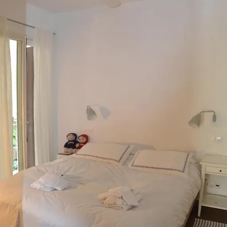 Vouliagmeni Seaside Flat Apartment