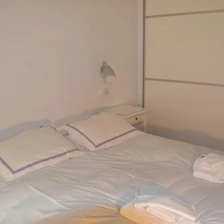 Vouliagmeni Seaside Flat * Athens