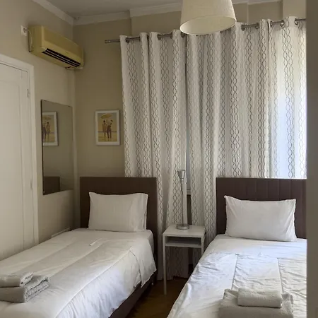 Ermou 44 - Family Apartment