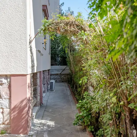 Paleo Faliro Gardenbay Apartment