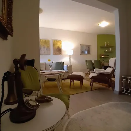 House Of Joy Apartment