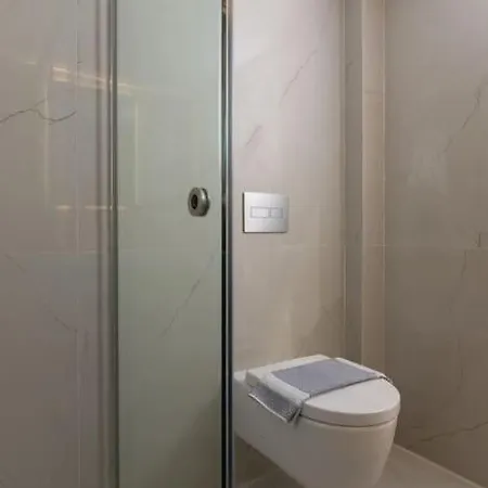 Apartment Luxloom Next To Hilton Athens