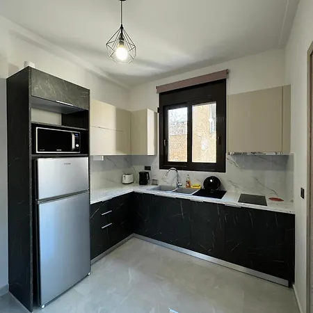 Spacious Near Akropolis By Kozy Koala *