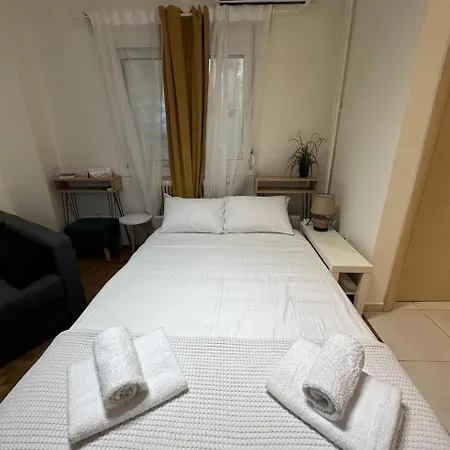 Plaka Nest Apartment *