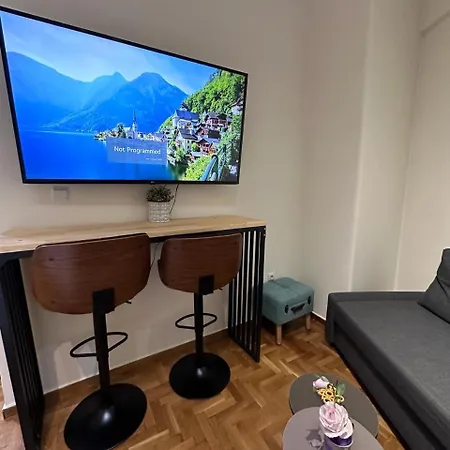 Plaka Nest Apartment Athens