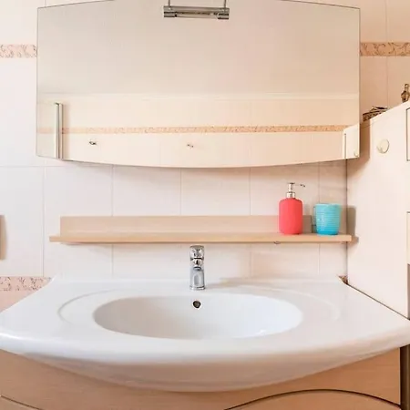 Διαμέρισμα Three Bedroom Spacious Near Acropolis *