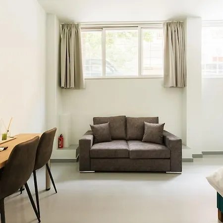 Snug With Shared Garden Iv Apartamento *