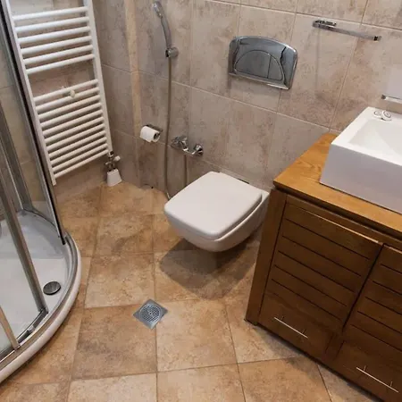 Riviera Retreat 3 Bedroom Voula Luxury Haven Apt Athens
