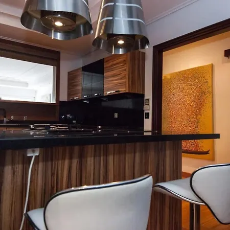 Riviera Retreat 3 Bedroom Voula Luxury Haven Apt Apartment *