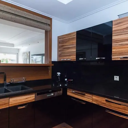 Riviera Retreat 3 Bedroom Voula Luxury Haven Apt Athens