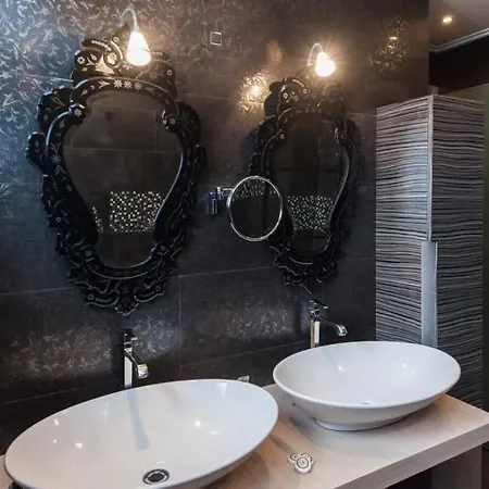 Apartment Riviera Retreat 3 Bedroom Voula Luxury Haven Apt *