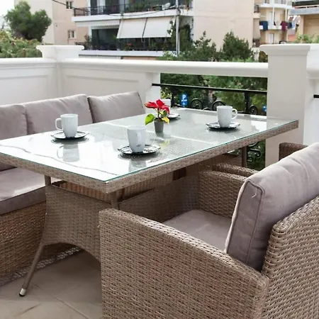 Riviera Retreat 3 Bedroom Voula Luxury Haven Apt *