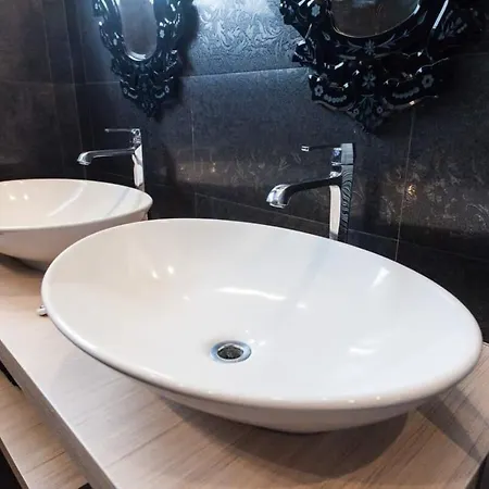 Riviera Retreat 3 Bedroom Voula Luxury Haven Apt Athens