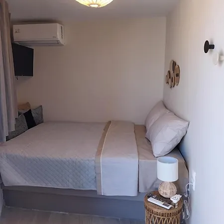 House In Plaka Apartment