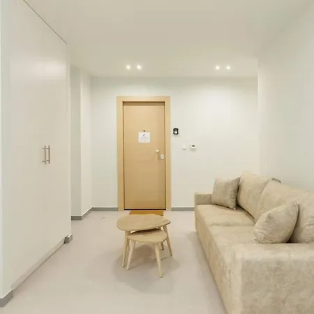 Apartamento Snug With Shared Garden Iv *