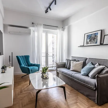 Aris Exarchia Apartment