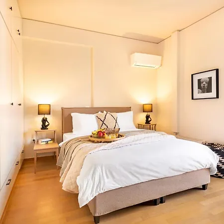 Acropolis View 2-bedroom Apt, Minimal-safari Vibe, Big Balcony! * Athens