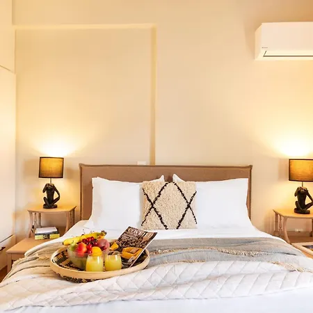 Apartment Acropolis View 2-bedroom Apt, Minimal-safari Vibe, Big Balcony! Athens