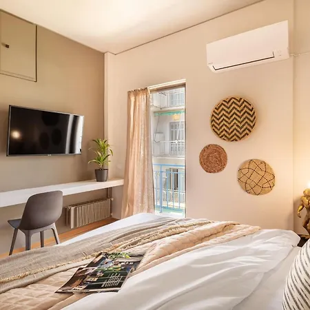 Apartment Acropolis View 2-bedroom Apt, Minimal-safari Vibe, Big Balcony!