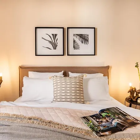 Acropolis View 2-bedroom Apt, Minimal-safari Vibe, Big Balcony! Apartment Athens