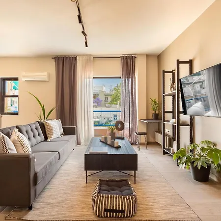 Apartment Acropolis View 2-bedroom Apt, Minimal-safari Vibe, Big Balcony!