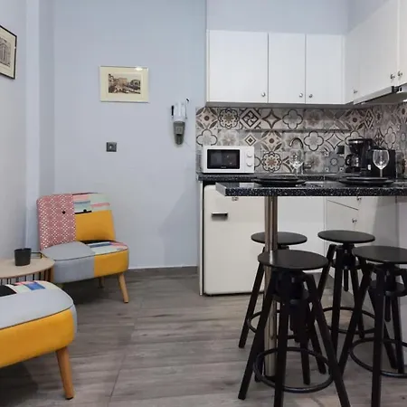 Metaxourgio 2 Bedroom Gem For Urban Explorers
