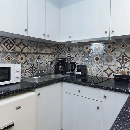 Metaxourgio 2 Bedroom Gem For Urban Explorers * Athens