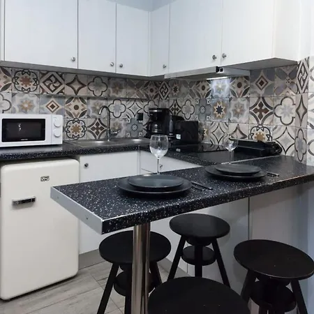 Apartment Metaxourgio 2 Bedroom Gem For Urban Explorers Athens